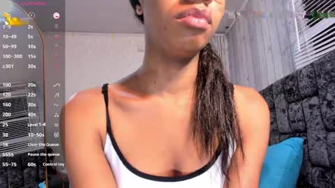 Snapshot of brizza_h033 chatting on April 2026 10:26:02 PM BRISA online show from April 2026 10:26:02 PM