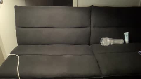 Broke Hung College Guy online show from March 2026 07:23:01 AM