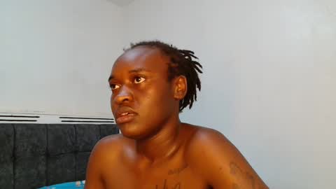 Snapshot of broken_haloo chatting on February 2026 06:18:02 AM broken_haloo online show from February 2026 06:18:02 AM