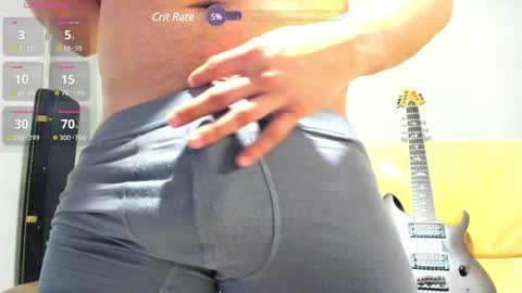 Snapshot of brokenmike31 chatting on March 2025 05:57:02 AM Brokenmike online show from March 2025 05:57:02 AM