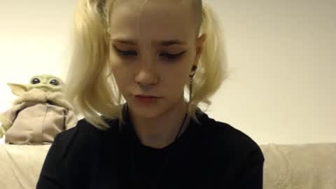 brookewylde_20 online show from November 2025 04:00:02 PM