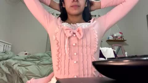 Snapshot of brownbunny212 chatting on February 2025 04:59:01 AM brownbunny212 online show from February 2025 04:59:01 AM