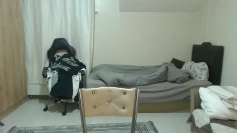 brownhaiir online show from April 2026 07:25:01 PM