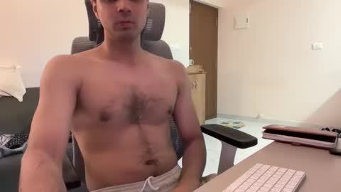 brownmeverick online show from February 2026 07:42:02 PM