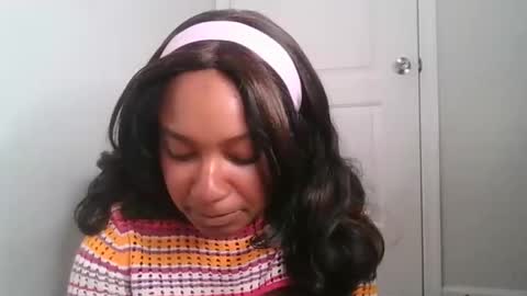 Snapshot of brownsugarcutie3 chatting on October 2025 01:30:02 AM Brownsuagrcutie online show from October 2025 01:30:02 AM