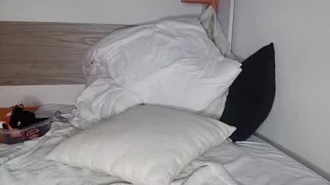 Bruce online show from January 2025 04:11:02 AM