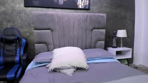 Bruce Hans online show from September 2025 11:44:02 AM