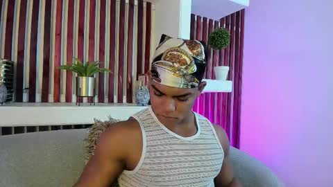 Snapshot of bruce_stroud chatting on October 2025 02:55:01 AM bruce_stroud online show from October 2025 02:55:01 AM
