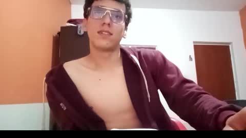 brucew37 online show from March 2026 05:21:02 AM