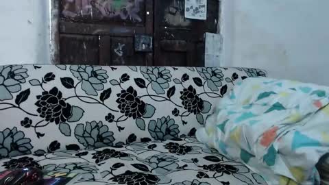 brucewayne1_ online show from November 2025 06:01:02 PM