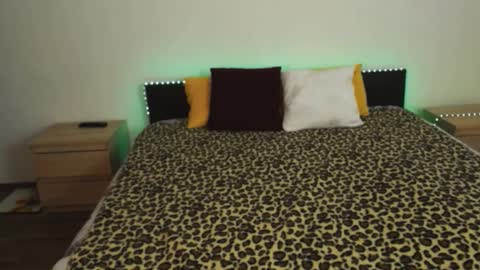 Ellis online show from January 2025 06:46:01 AM