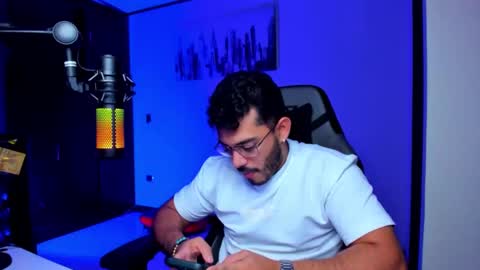 Bruno online show from October 2025 03:29:02 AM