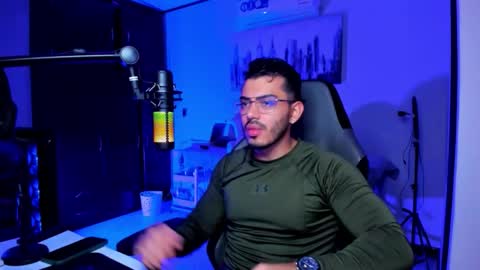 Bruno online show from December 2025 03:23:01 AM