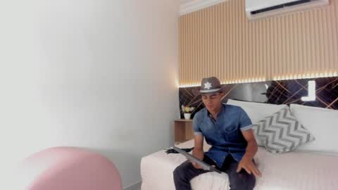 Bruno online show from June 2026 07:45:01 PM
