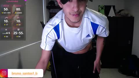 Snapshot of bruno_santos1 chatting on March 2026 12:05:02 PM Bruno online show from March 2026 12:05:02 PM