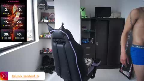 Snapshot of bruno_santos1 chatting on April 2026 01:49:02 PM Bruno online show from April 2026 01:49:02 PM