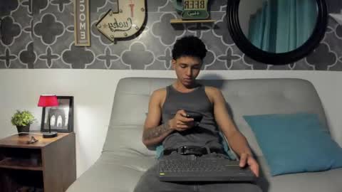 bruno_snow online show from April 2026 04:01:01 AM