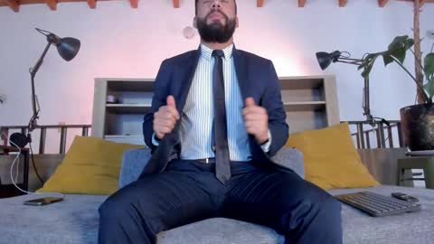 Andres Suarez online show from February 2026 10:15:02 PM