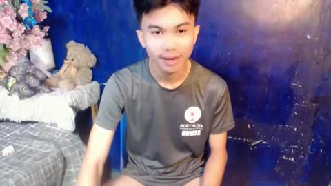 Snapshot of bry_cumxx chatting on April 2026 06:08:01 AM bryan online show from April 2026 06:08:01 AM