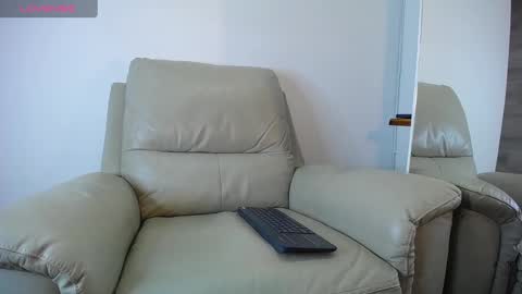 bryan_oficials online show from January 2025 04:58:02 AM