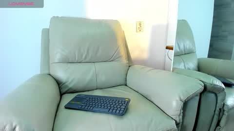 bryan_oficials online show from March 2025 05:42:02 AM