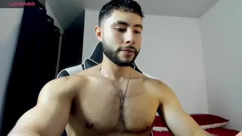 bryan_oficials online show from December 2025 02:41:02 AM