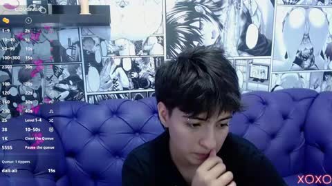 Snapshot of bryce_evans chatting on January 2025 03:39:02 PM B R Y C E  online show from January 2025 03:39:02 PM