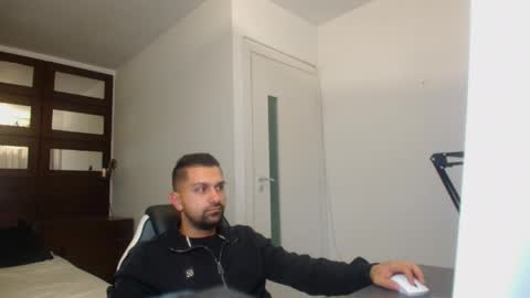 Snapshot of brycereign chatting on April 2026 04:12:01 AM BryceReign online show from April 2026 04:12:01 AM