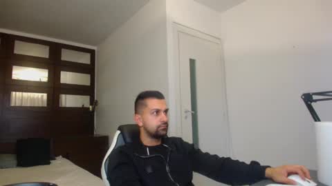 Snapshot of brycereign chatting on April 2026 04:26:01 AM BryceReign online show from April 2026 04:26:01 AM