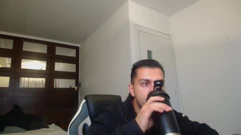 Snapshot of brycereign chatting on April 2026 04:28:02 AM BryceReign online show from April 2026 04:28:02 AM