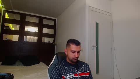 Snapshot of brycereign chatting on May 2026 04:41:02 AM BryceReign online show from May 2026 04:41:02 AM