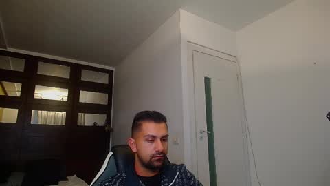 Snapshot of brycereign chatting on May 2026 04:42:02 AM BryceReign online show from May 2026 04:42:02 AM