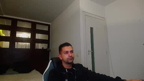 Snapshot of brycereign chatting on May 2026 04:32:02 AM BryceReign online show from May 2026 04:32:02 AM