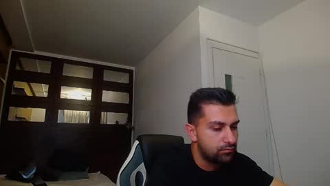 Snapshot of brycereign chatting on May 2026 04:41:02 AM BryceReign online show from May 2026 04:41:02 AM