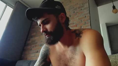 Bryson Jace online show from November 2025 04:07:02 PM