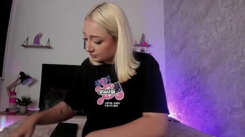 Bubbalo  online show from October 2025 09:33:01 PM