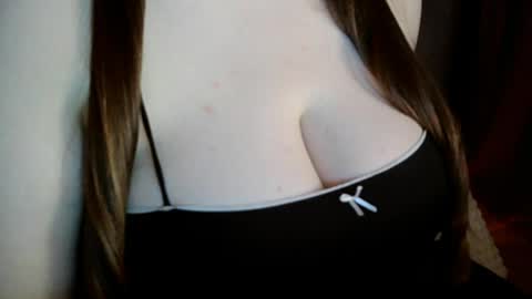 Nancy 3 online show from April 2026 06:10:01 PM