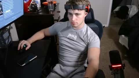 BubblebuttBdn online show from October 2025 06:33:01 AM