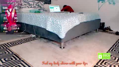 Snapshot of bubblebuttveronica chatting on September 2025 03:20:01 AM Nylon queen  genuine model who bring pantyhose on chaturbate for first time   the others just copy my room for money  online show from September 2025 03:20:01 AM