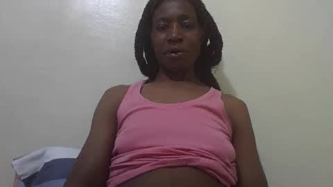 Snapshot of bubbly_jocyce chatting on May 2026 07:06:01 AM talisha online show from May 2026 07:06:01 AM