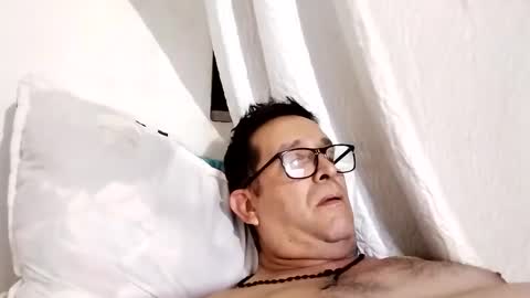 buchs32 online show from September 2025 04:16:01 AM