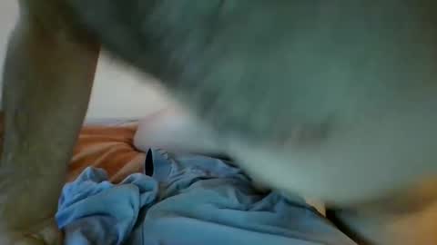 B online show from October 2025 05:00:01 PM