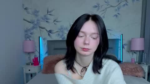 Leona online show from March 2026 10:49:02 PM