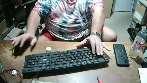 Bucku2 online show from November 2025 10:32:02 PM