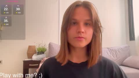 Mira  online show from October 2025 06:26:02 PM