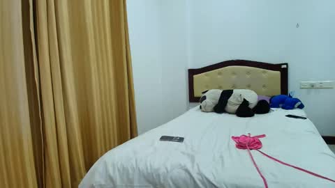 buddiup2 online show from May 2026 07:33:01 PM
