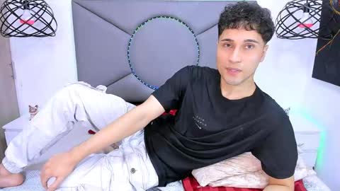 Buddy Whitte online show from April 2026 03:30:02 PM