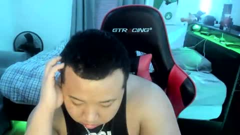 buffsexyman24 online show from March 2025 01:06:01 AM