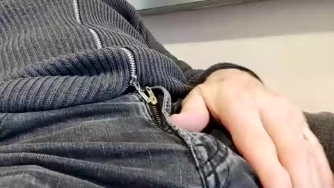 Snapshot of bulkyboners chatting on December 2024 12:08:02 PM ejaculation for 250 online show from December 2024 12:08:02 PM