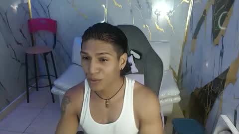 bull_cam online show from January 2026 03:17:01 PM